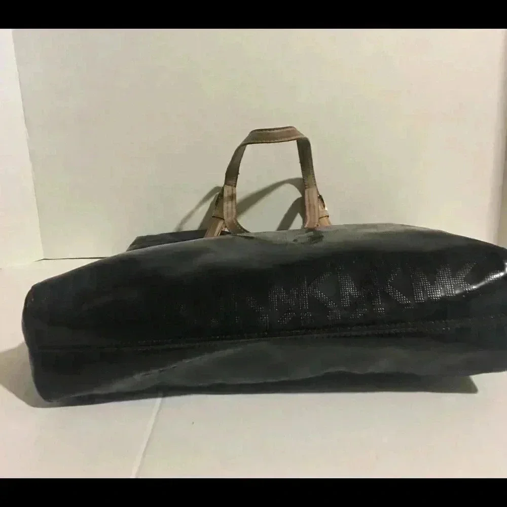 Michael kors Black Patent leather hobo bag